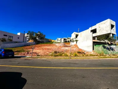 Lote/Terreno à venda, 300m² no Salvaterra, Juiz de Fora