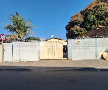 Casa com 3 Quartos à venda, 97m² no Setor Garavelo, Aparecida de Goiânia