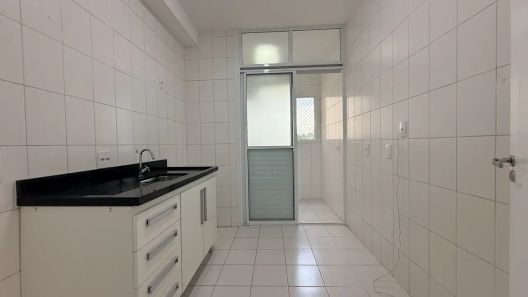 Apartamento com 2 Quartos à venda, 54m² no Jardim Tupanci, Barueri
