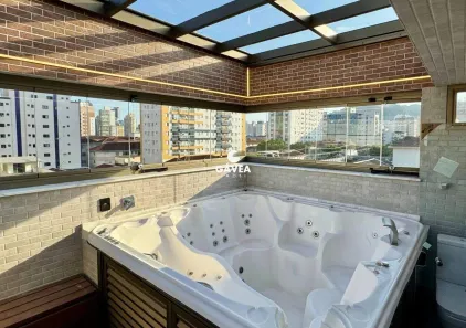 Casa com 3 Quartos para alugar, 220m² no Campo Grande, Santos