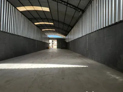 Galpão/Depósito/Armazém para alugar, 500m² no Dom Bosco, Cariacica