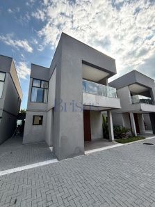 Casa de Condomínio com 4 Quartos à venda, 210m² no Barra do Sahy, São Sebastião