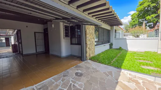 Casa com 3 Quartos para alugar, 120m² no São Sebastião, Porto Alegre