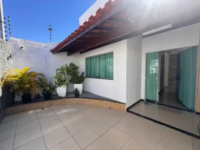 Casa com 4 Quartos à venda, 210m² no Aruana, Aracaju