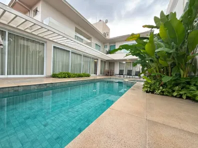 Casa de Condomínio com 4 Quartos à venda, 526m² no Jardim Leblon, Maringá