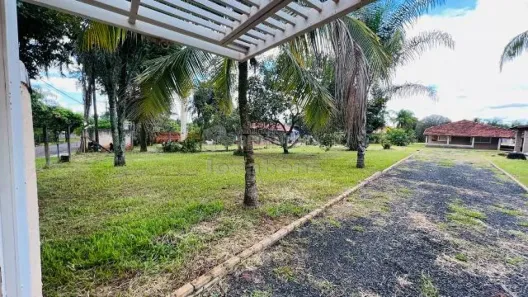 Casa de Condomínio com 4 Quartos à venda, 400m² no Núcleo Urbano Monte Carlo, Guapiaçu