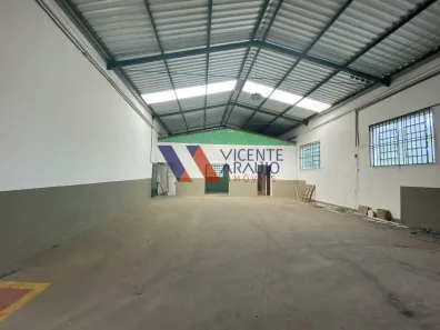 Galpão/Depósito/Armazém para alugar, 335m² no Betim Industrial, Betim