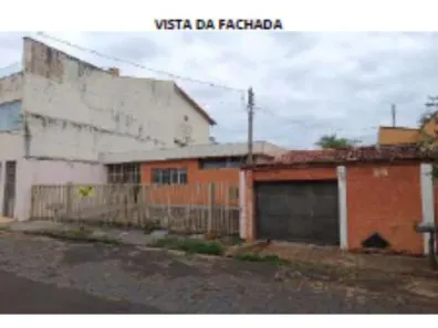 Casa com 3 Quartos à venda, 162m² no Cazeca, Uberlândia