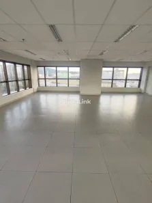 Sala Comercial para alugar, 636m² no Centro, Barueri