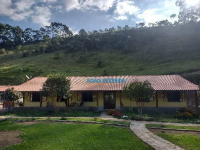Fazenda/Sítio com 4 Quartos à venda, 200m² no Bonsucesso, Teresópolis