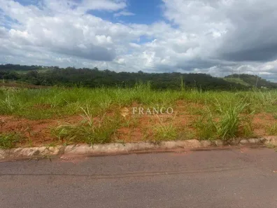 Lote/Terreno à venda, 335m² no Piracangaguá II, Taubaté