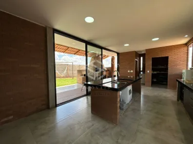 Fazenda/Sítio com 4 Quartos à venda, 230m² no Bairro dos Pires, Limeira
