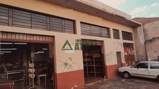 Galpão/Depósito/Armazém à venda, 471m² no Centro, Londrina