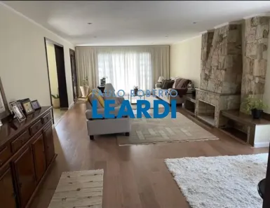 Casa de Condomínio com 4 Quartos à venda, 348m² no Alphaville, Santana de Parnaíba