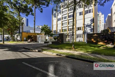 Apartamento com 3 Quartos para alugar, 99m² no Água Verde, Curitiba