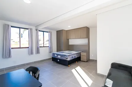 Apartamento com 1 Quarto para alugar, 24m² no Jardim das Américas, Curitiba