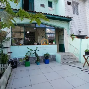 Sobrado com 2 Quartos à venda, 185m² no Campo Grande, Santos