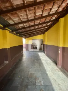 Sobrado com 3 Quartos para alugar, 100m² no Guarani, Uberlândia