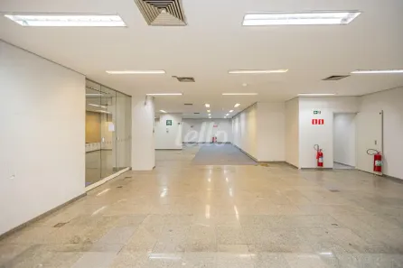 Prédio Comercial para alugar, 884m² no Mirandópolis, São Paulo