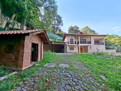 Casa de Condomínio com 4 Quartos à venda, 346m² no Parque Primavera, Carapicuíba