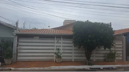 Casa de Condomínio com 5 Quartos à venda, 150m² no Vila Santa Luzia, Campo Grande
