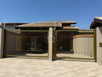 Casa com 3 Quartos à venda, 211m² no Jardim Paulista, Campo Grande