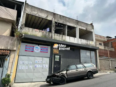 Sobrado com 4 Quartos à venda, 200m² no Vila Serralheiro, São Paulo