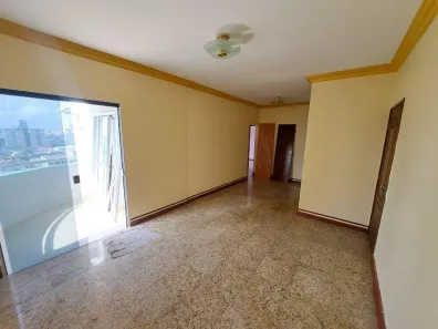 Apartamento com 3 Quartos para alugar, 96m² no Umarizal, Belém