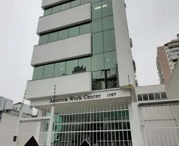 Sala Comercial à venda, 41m² no Menino Deus, Porto Alegre
