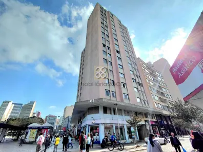 Apartamento com 3 Quartos para alugar, 107m² no Centro, Curitiba