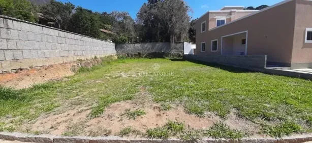Lote/Terreno à venda, 340m² no Parque do Imbui, Teresópolis