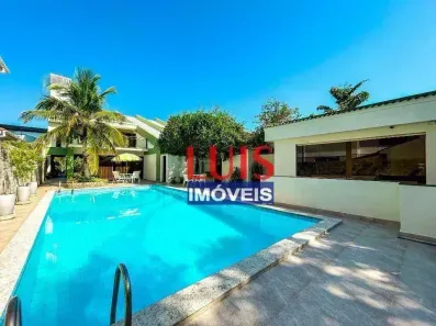 Casa com 3 Quartos à venda, 600m² no Camboinhas, Niterói