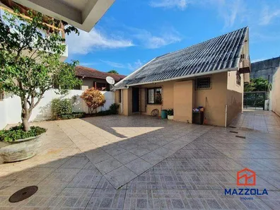 Casa com 3 Quartos à venda, 300m² no Glória, Porto Alegre