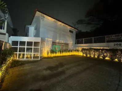 Imóvel Comercial com 2 Quartos para alugar, 500m² no Jardim América, São Paulo
