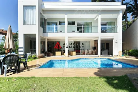 Casa com 5 Quartos à venda, 700m² no Jardim Leonor, São Paulo