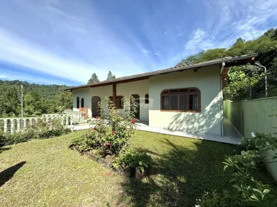 Casa com 3 Quartos à venda, 140m² no Escola Agrícola, Blumenau