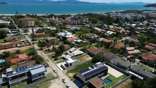 Lote/Terreno à venda, 590m² no Canasvieiras, Florianópolis