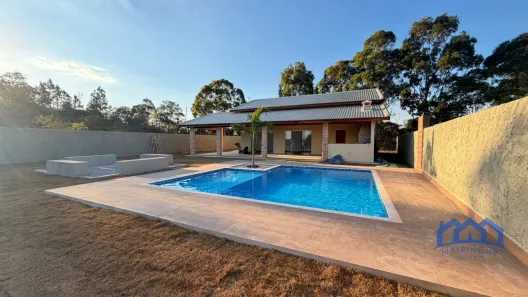 Fazenda/Sítio com 3 Quartos à venda, 1000m² no , Mairinque