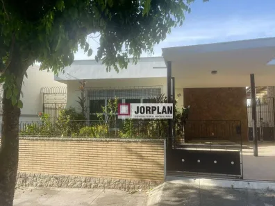 Casa com 3 Quartos para alugar, 240m² no Icaraí, Niterói