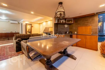 Apartamento com 3 Quartos à venda, 135m² no Mont Serrat, Porto Alegre