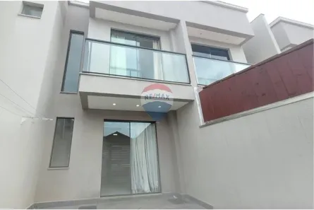 Sobrado com 2 Quartos à venda, 62m² no Alto São Bento, Itapema