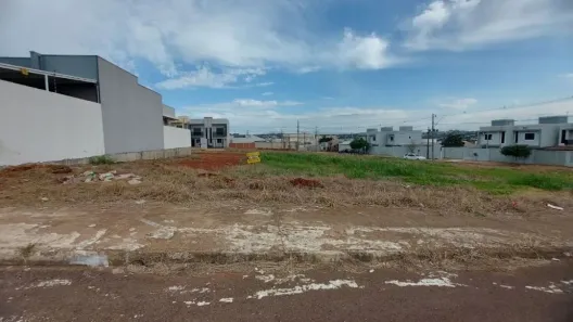 Lote/Terreno à venda, 200m² no Morumbi, Cascavel