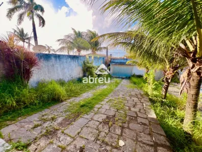 Casa com 4 Quartos à venda, 366m² no Candelária, Natal