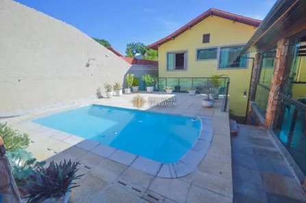 Casa com 3 Quartos à venda, 239m² no Santa Branca, Belo Horizonte
