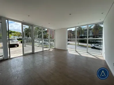 Ponto Comercial para venda ou aluguel, 361m² no Tamboré, Santana de Parnaíba