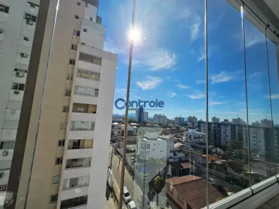 Apartamento com 2 Quartos à venda, 64m² no Barreiros, São José
