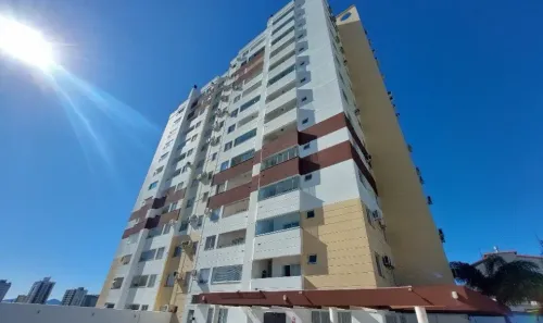 Apartamento com 2 Quartos à venda, 63m² no Barreiros, São José