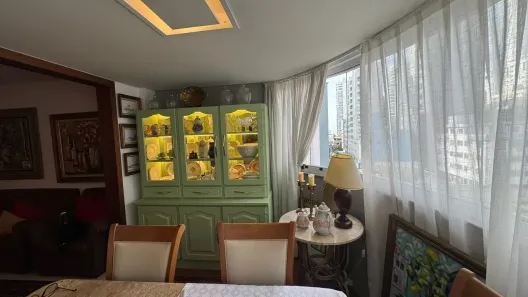 Apartamento com 2 Quartos para alugar, 60m² no Centro, Balneário Camboriú