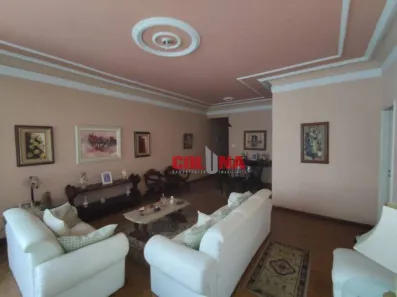 Apartamento com 3 Quartos à venda, 210m² no Icaraí, Niterói
