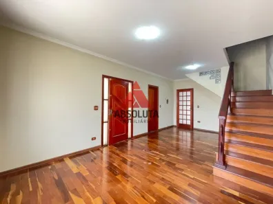 Casa com 3 Quartos para alugar, 160m² no Parque Novo Mundo, Americana